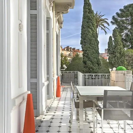Immogroom-exclusive- 5 Min From Beaches-parking- Pool *